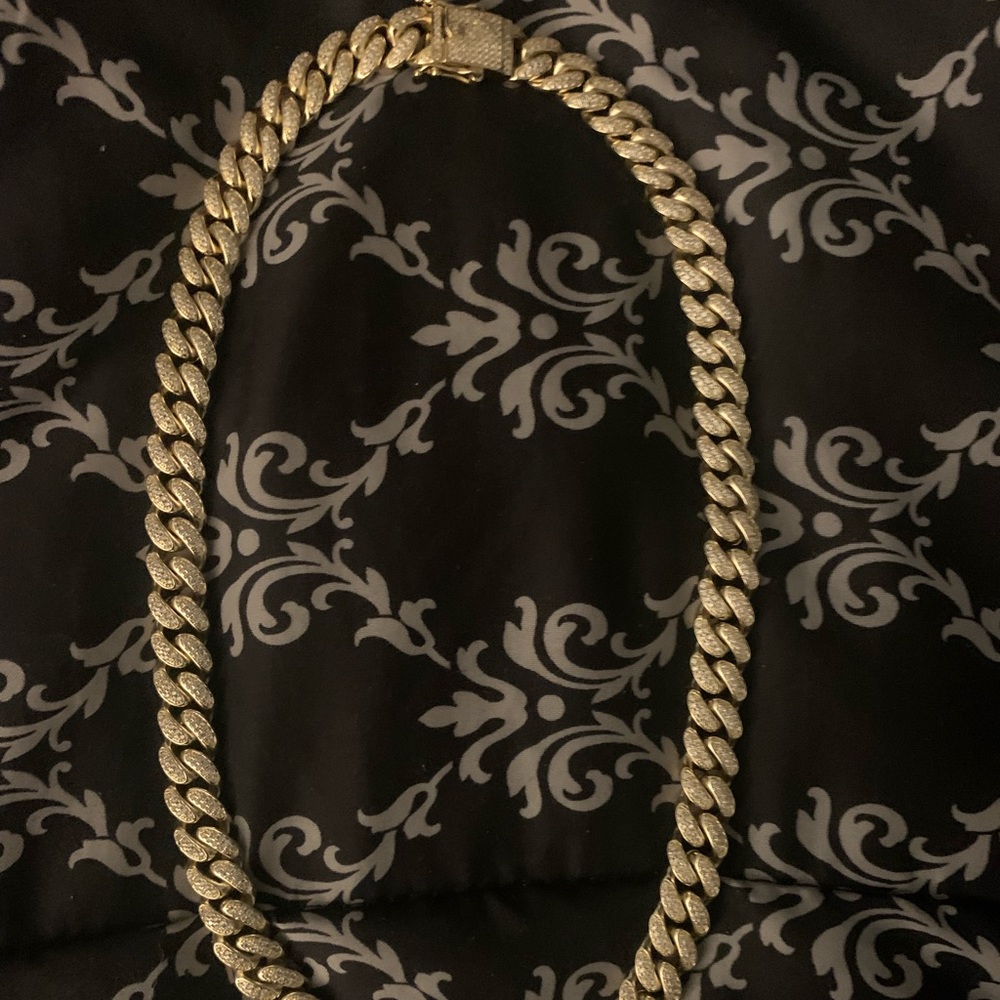 Gold Cuban Link Chain